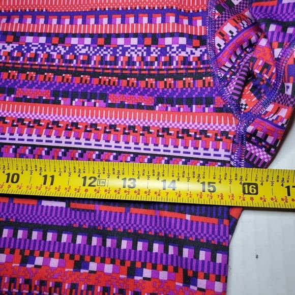 Nike Pro Half Zip Pullover Women's M Red Purple Fuchsia Fair Isle Print Long - Picture 8 of 10